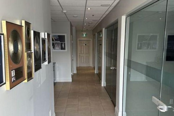 39 - Office Room - 665 Millway Avenue, Vaughan, ON L4K3T8 Photo 3