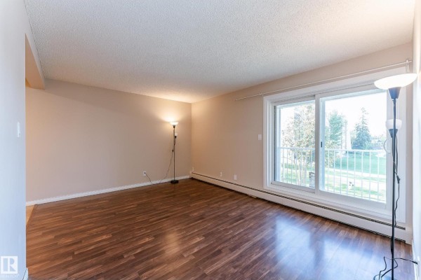 #39 11245 31 Avenue Nw, Edmonton, AB T5J4G8 Photo 5