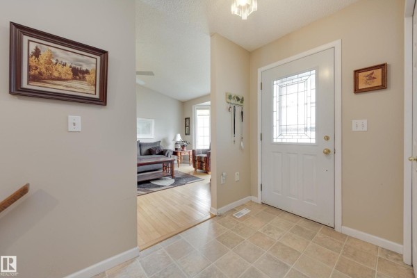 Dining room - #39 308 Jackson Rd Nw, Edmonton, AB T6L6W1 Photo 2