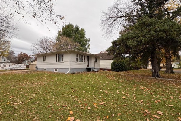 Bedroom - 39 5th Avenue Se, Dauphin, MB R7N2B6 Photo 3