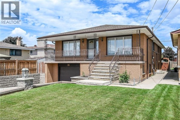 39 Algonquin Court, Hamilton, ON, photo 2