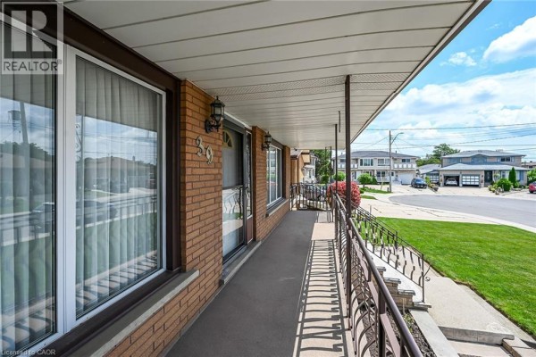 39 Algonquin Court, Hamilton, ON, photo 3