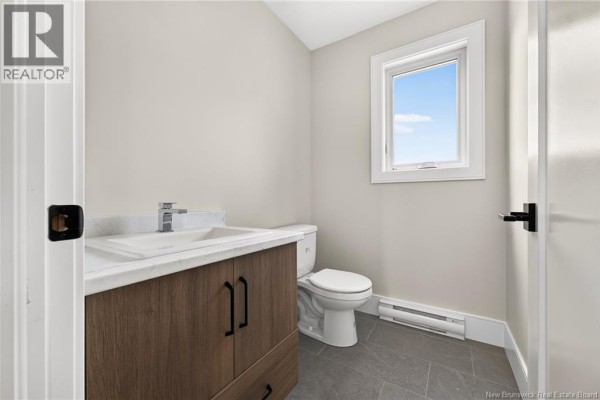 4pc Bathroom - 39 Ardoise Street, Moncton, NB E1G6K6 Photo 5
