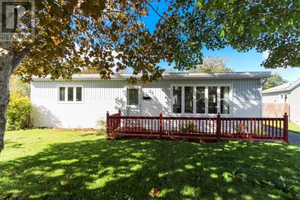 39 Birchwynd Street, St John S