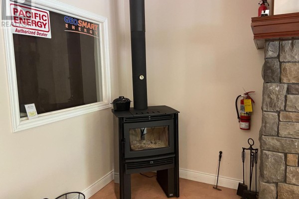39 Bobcaygeon Road, Minden Hills, ON K0M2K0 Photo 5