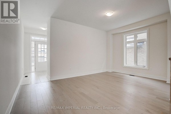 Office - 39 Bostock Drive, Georgina, ON L4P0S5 Photo 5