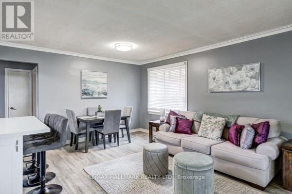 39 Calumet Crescent, Toronto, ON M1H1W4 Photo 5