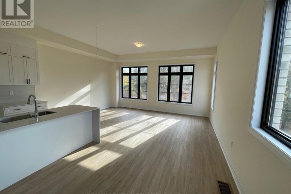 39 De La Roche Drive, Vaughan, ON L4H5G4 Photo 2