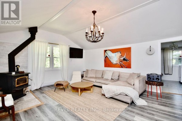 Den - 39 Domar Road, Tiny, ON L0L2J0 Photo 5
