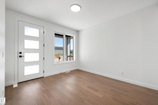 Dining room - 39 Elsinore Pl Nw, Edmonton, AB T5X0M6 Photo 2