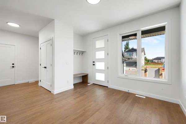 Primary Bedroom - 39 Elsinore Pl Nw, Edmonton, AB T5X0M6 Photo 4