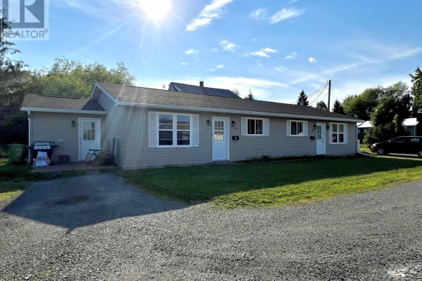 39 Emmanuel Street, Stellarton, NS B0K1S0 Photo 3