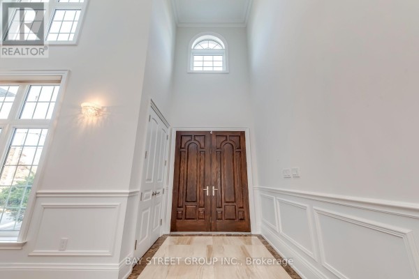 39 Foxwarren Drive, Toronto, ON, photo 2
