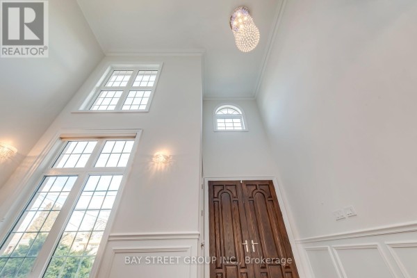 39 Foxwarren Drive, Toronto, ON, photo 3