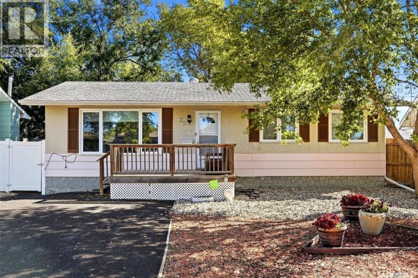 39 Kennedy Crescent, Regina