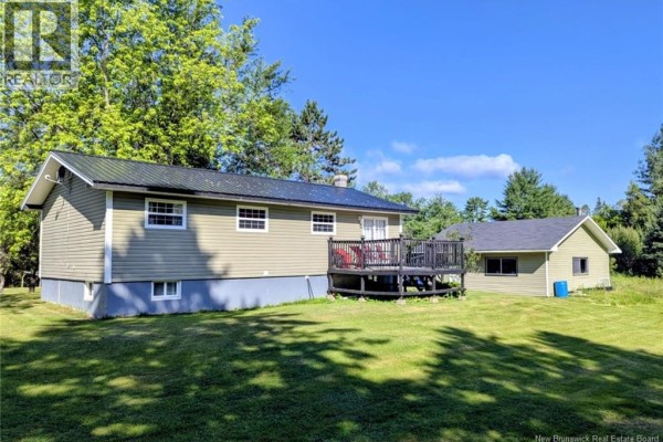 Bath (# pieces 1-6) - 39 M Sturgeon Lane, White Rapids, NB E9B1B3 Photo 5