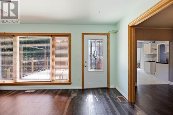39 Market St, Sault Ste  Marie, ON, photo 3