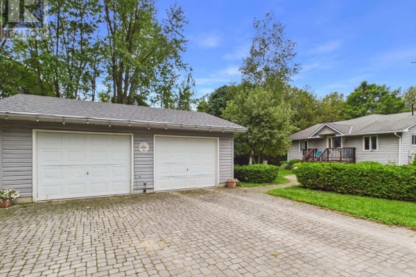 39 Mcconnell Drive, Kincardine, ON, photo 3