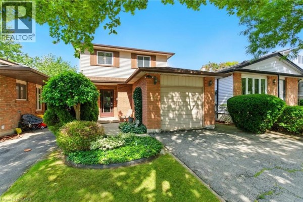 39 Megna Court, Hamilton, ON, photo 2