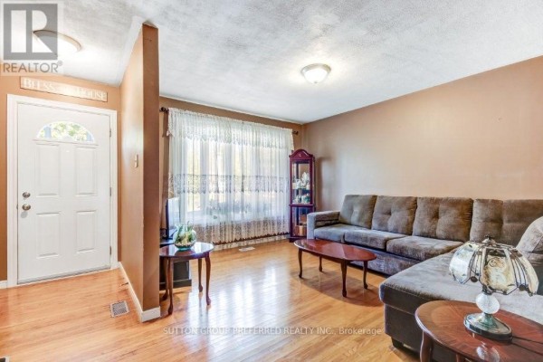 Primary Bedroom - 39 Metcalfe Crescent, London South, ON N6E1H8 Photo 4
