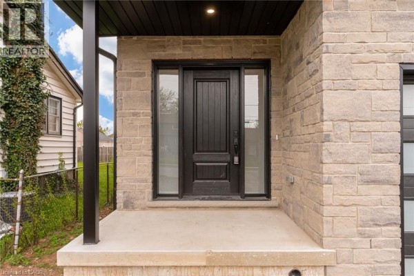 39 Norwich Road, Stoney Creek, ON, photo 3