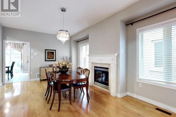Eating area - 39 Pantano Drive, Vaughan, ON L4J0A9 Photo 4