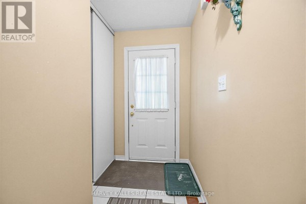 Dining room - 39 Ridgefield Court, Brampton, ON L6P1B4 Photo 4
