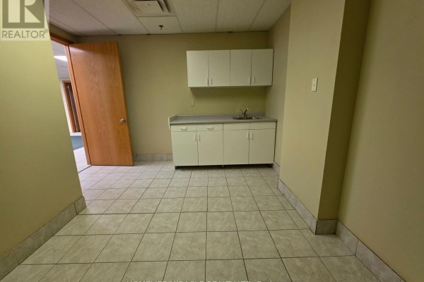 39 Rivalda Road, Toronto, ON M9M2M4 Photo 2