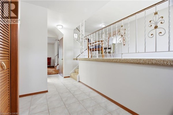 Recreation room - 39 Sebas Court, Cambridge, ON N1R6M4 Photo 4