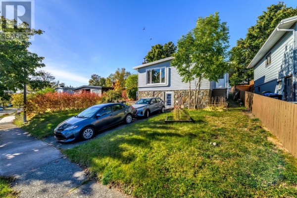Bath (# pieces 1-6) - 39 Slattery Road, St  John S, NL A1A1Z7 Photo 4