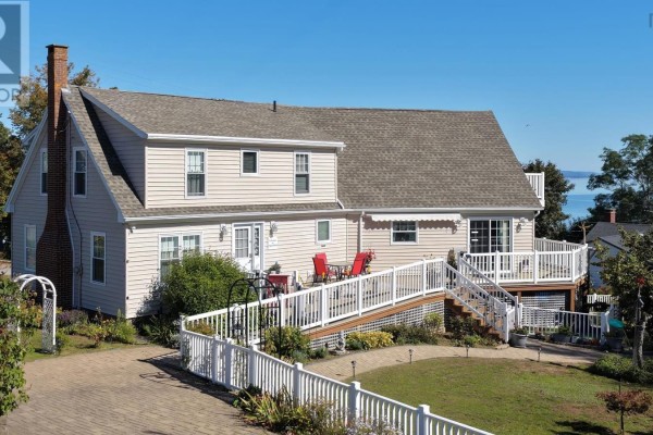 4pc Bathroom - 39 Sydney Street, Digby, NS B0V1A0 Photo 4