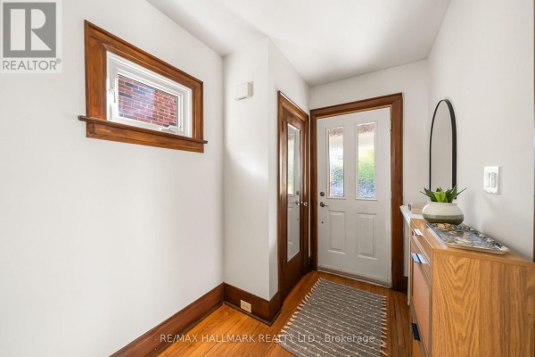 Bathroom - 39 Thurston Road, Toronto, ON M4S2V8 Photo 3