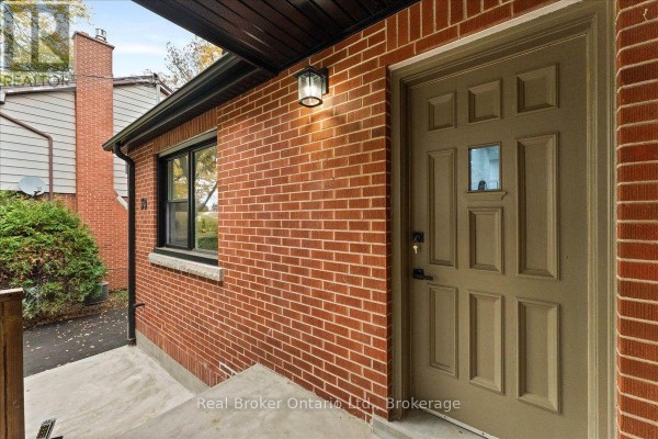 Recreation room - 39 West 21st Street, Hamilton, ON L9C4M6 Photo 5