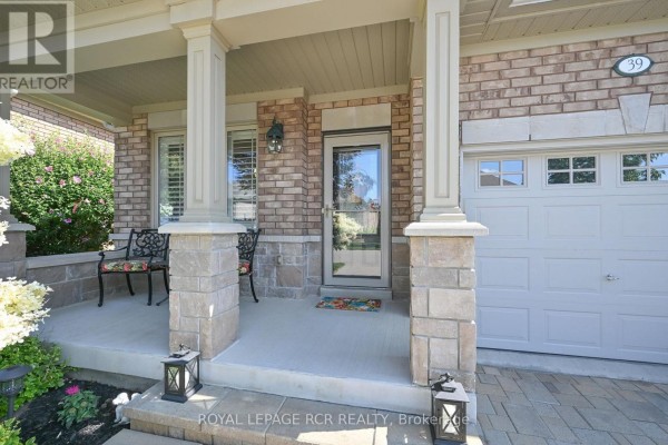Kitchen - 39 Westmount Drive, New Tecumseth, ON L9R0P5 Photo 2