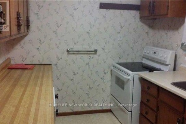 Primary Bedroom - 39 Windsor Drive, Whitchurch Stouffville, ON L4A7X3 Photo 4