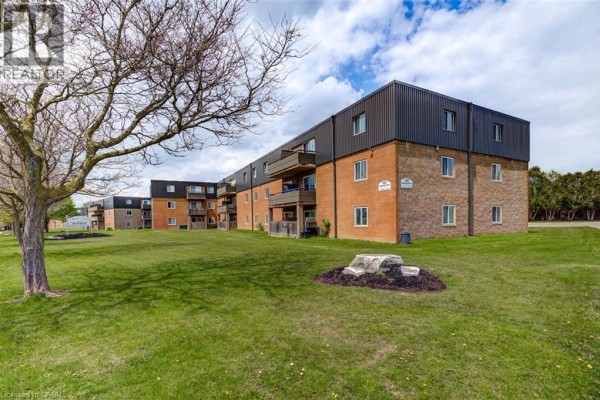 390 Admiral Drive Unit# 306, London