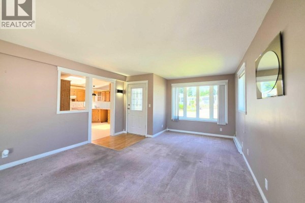 Dining room - 390 Mission Place, Cranbrook, BC V1C6M9 Photo 5