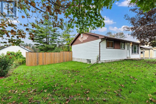 390 Mississaga Street W, Orillia, ON L3V3C5 Photo 5