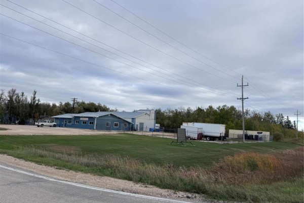 390 Reggie Leach Drive, Riverton, MB R0C2R0 Photo 2