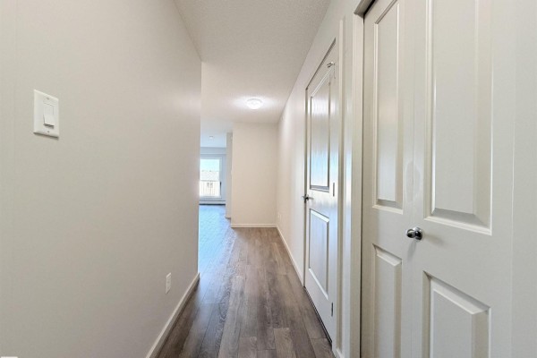 Primary Bedroom - 390 Windermere Rd Nw, Edmonton, AB T6W0R1 Photo 5