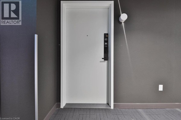 4pc Ensuite bath - 3900 Confederation Parkway Unit# 4001, Mississauga, ON L5B0M3 Photo 3