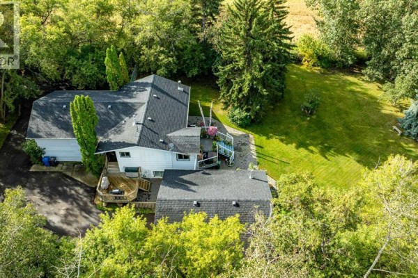 4pc Bathroom - 39040 C&e Trail, Red Deer, AB T4E0S5 Photo 4