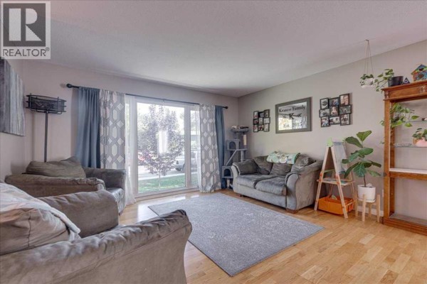 Bedroom - 3906 44 Street, Ponoka, AB T4J1B3 Photo 5