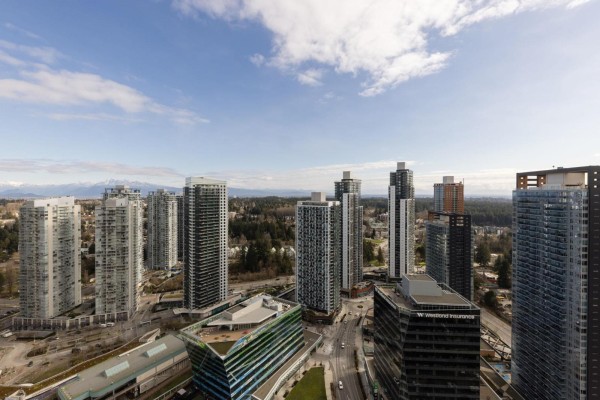 3908 13573 98a Avenue, Surrey, BC V3T0X1 Photo 3