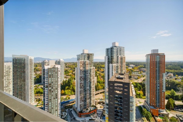 3908 13615 Fraser Highway, Surrey, BC V3T0P7 Photo 5