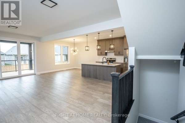 Bedroom 2 - 3909 Mitchell Crescent, Fort Erie, ON L0S1S0 Photo 5