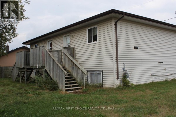 391-393 Cuyler Street, Thunder Bay, ON P7A1B3 Photo 3