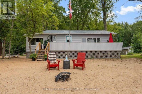 391 Leavoy Lane, Horton, ON, photo 2