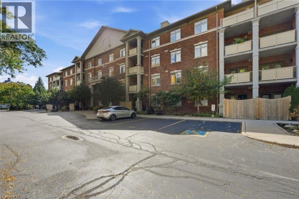 Primary Bedroom - 391 Plains Road E Unit# 211, Burlington, ON L7T4M2 Photo 3