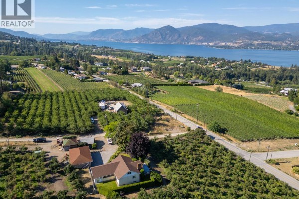 3910 North Naramata Road, Naramata, BC, photo 2